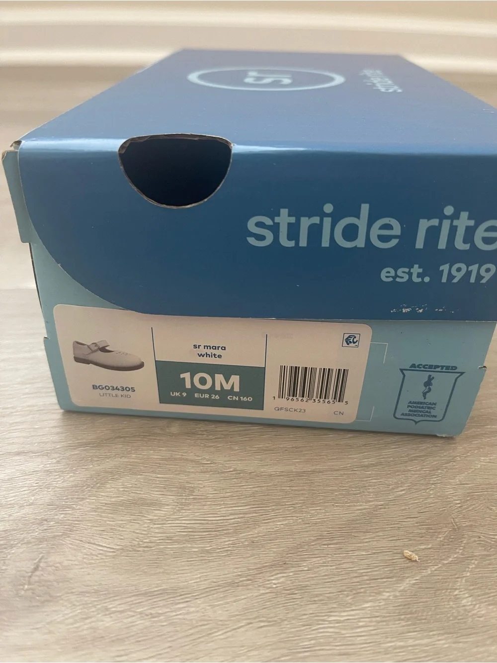 Stride Rite White Girls' Mary Jane Shoes with Buckle